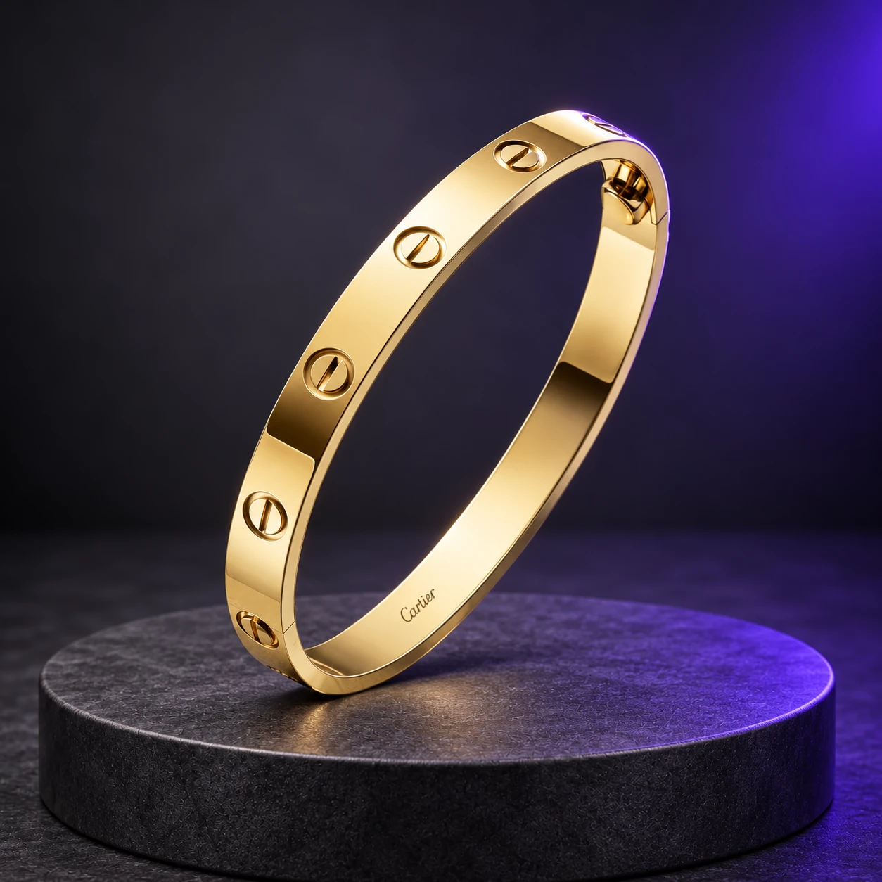 Cartier Classic LOVE Bracelet (Size 17)